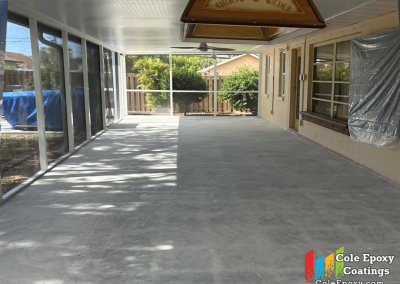 Cole Epoxy Coatings just completed another beautiful epoxy flooring project in Englewood, Florida! This job featured our Shoreline flake blend, installed on a lanai to create a clean, durable, and slip-resistant surface that perfectly complements the Florida coastal lifestyle.